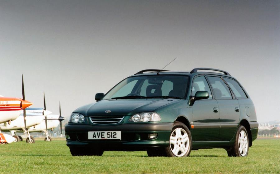 Toyota Avensis Estate (UK) '1997
